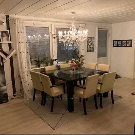 Own Private Room In A Big House! Luleå Extérieur photo
